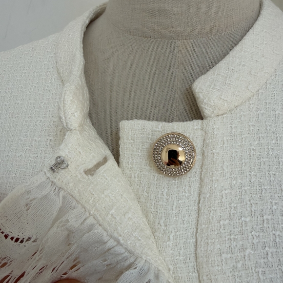 Sold Out - Picture 15 of 16